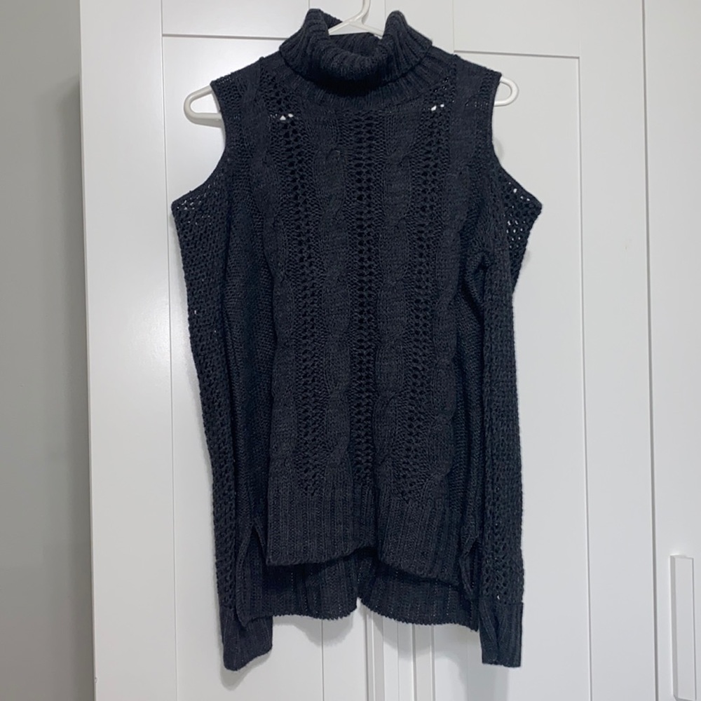 American Eagle Charcoal Gray Cable-Knit Shoulderless Turtle Neck Sweater Size M